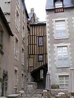 Blois - Maison a colombages (05)